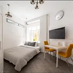 Valdemara Ielas Apartamenti